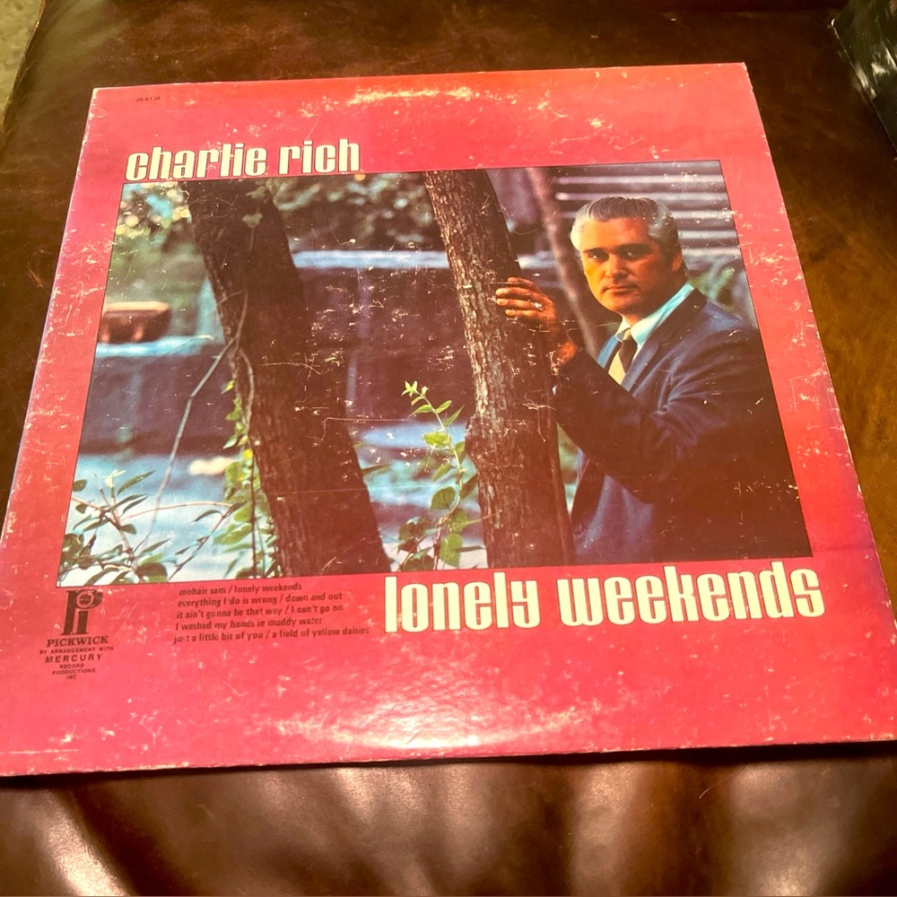 Charlie Rich 'Lonely Weekends' Vinyl Record